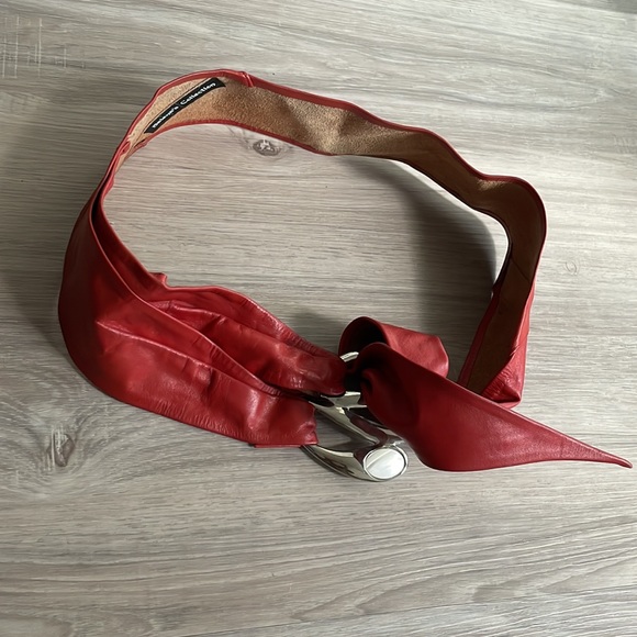 Vintage Salena’s Collection Red Leather Belt with Gemstone Buckle - Picture 2 of 12